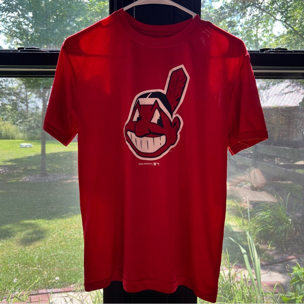 Cleveland Guardians/ Cleveland Indians Youth Shirt! Like new!